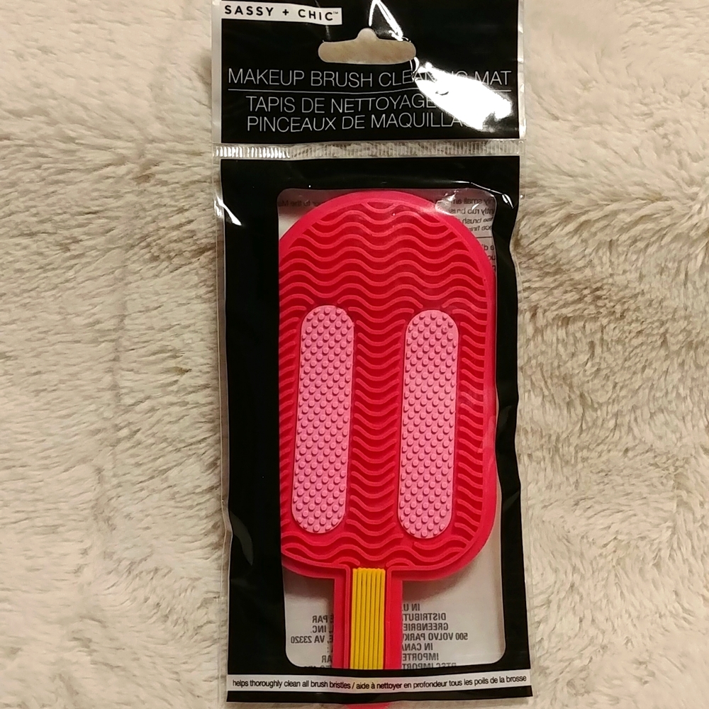 🎉2/$16 Pink Popsicle Makeup Brush Cleaning Mat